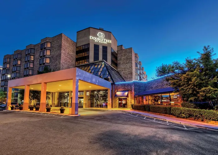 Family Friendly Hotels Doubletree By Hilton Memphis