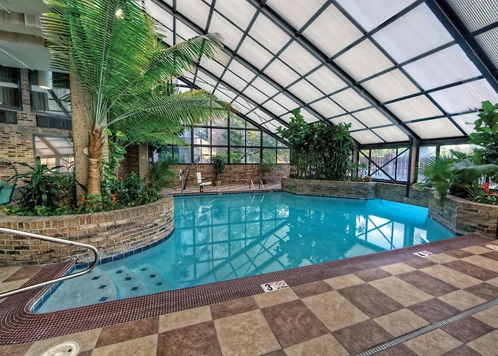 Family Friendly Hotels Doubletree By Hilton Memphis