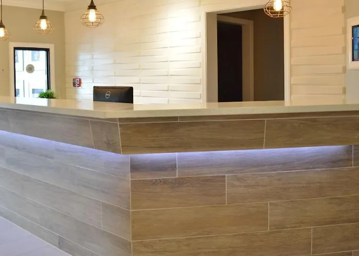 Motel: America'S Best Value Inn - Memphis Airport